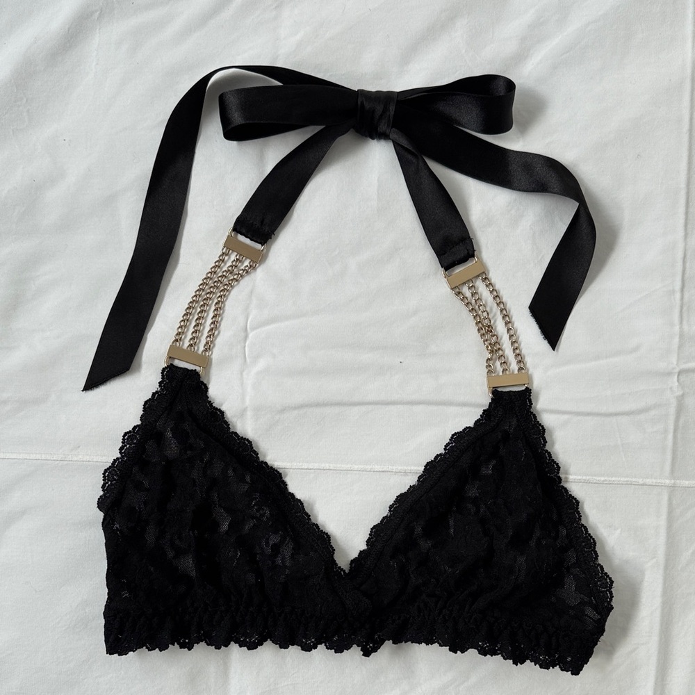 Hanky Panky Black Lace Bralette with Chain Straps